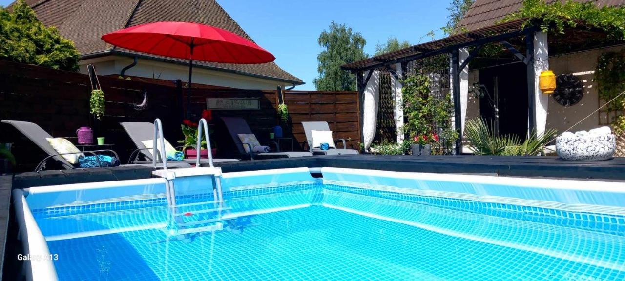 Les Epinettes Chambres D'Hotes Crevecoeur-le-Grand Экстерьер фото